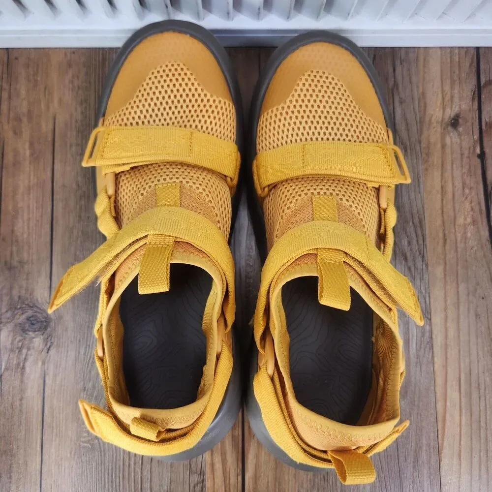 Teva Outflow Universal Sport Sunflower Mens Sz 9 Water Shoes Hiking Sandals NEW